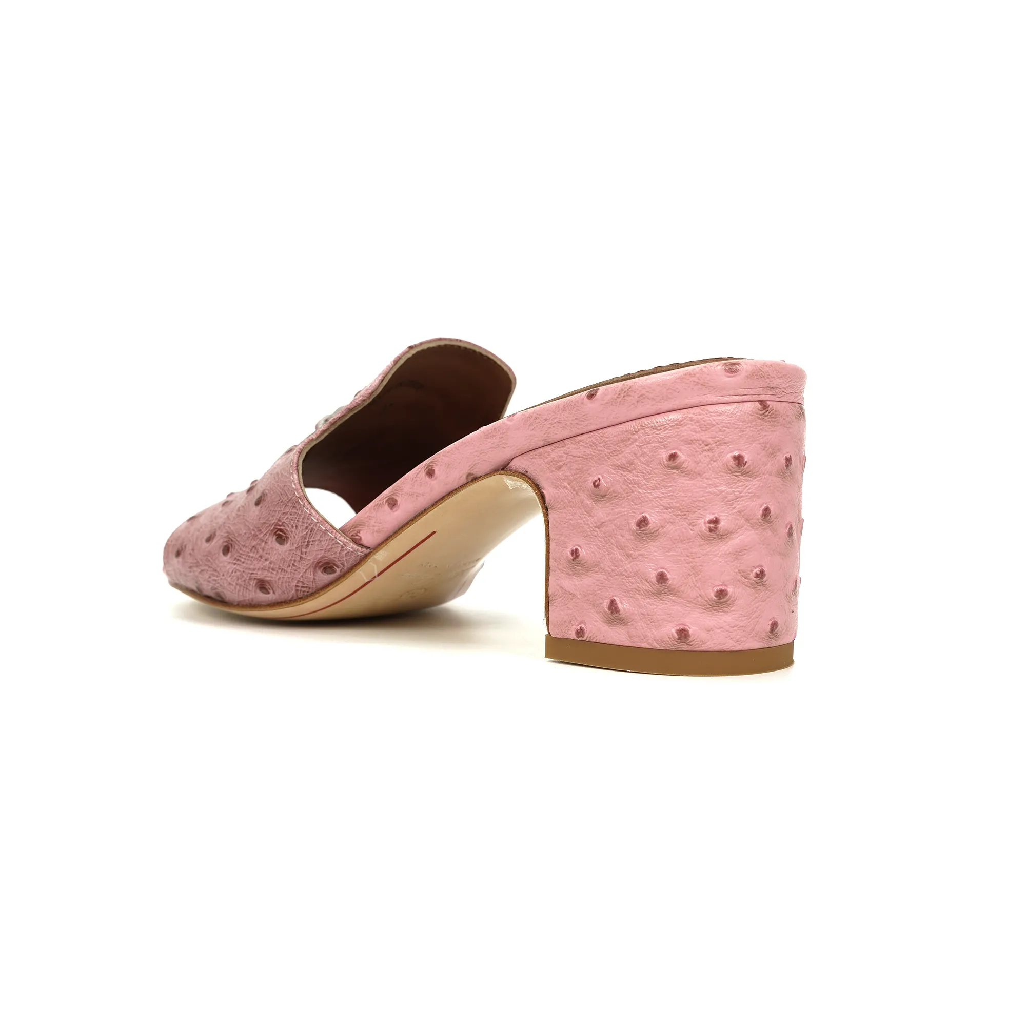 👟👟Ex-factory price 440👟👟 Genuine leather sole +30 suede sheepskin slippers with a strap decorated with Loro Piana My Charms charms and decorated with tone-on-tone stitching. Sophisticated and feminine, it pairs well with both city and resort looks. For those looking for an elegant upgrade, the summer glamor slipper is known for its slim open-back silhouette. size: 35-44 (custom-made sizes 43 and 44 are non-returnable) Upper: imported suede sheep leather (sheep), cowhide ostrich pattern, cowhide snake pattern Lining: imported high-grade mixed sheep silk Heel height: 5.5CM
